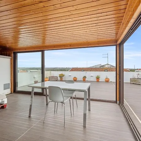 Penthouse * Ferrel (Leiria)
